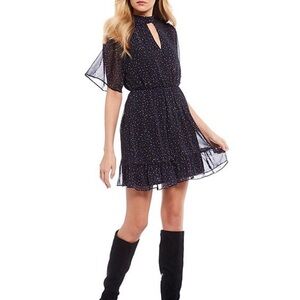 short flutter sleeves lured striped dress ✨